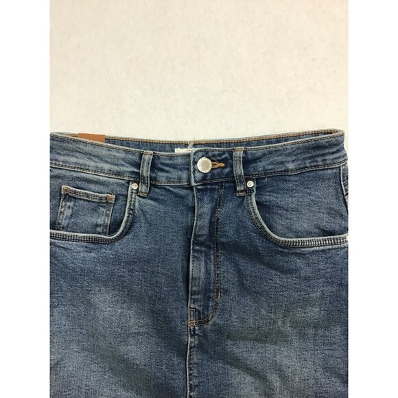 Women’s Cute Jean Skirt - Picture 3 of 7